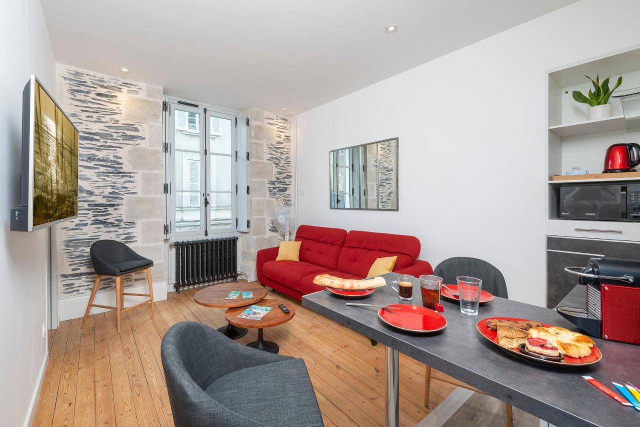 Appartements Lumineux En Coeur De Ville Angers Exterior photo